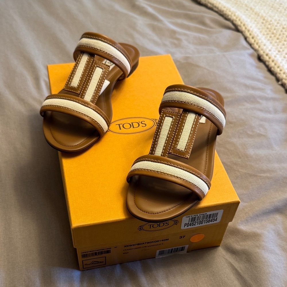 Tod's Tan and Cream Sandals Cuoio
